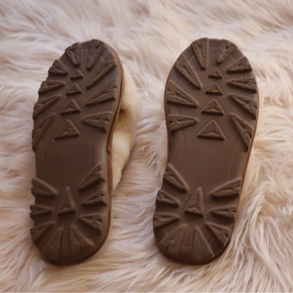 Furry slippers - Picture 3 of 5